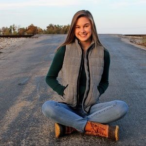 Meet your Posher, Madeline